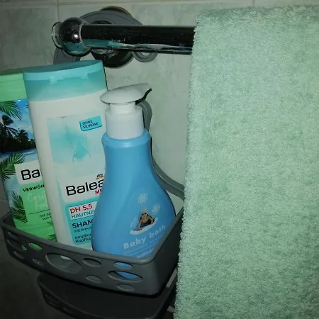 Nana * ג'אגודינה